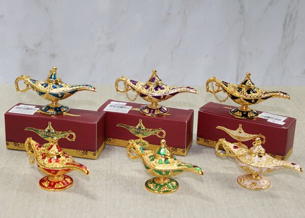 Mineli Metal Alaaddin Lambası Model 3